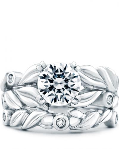 Flora Wedding Band