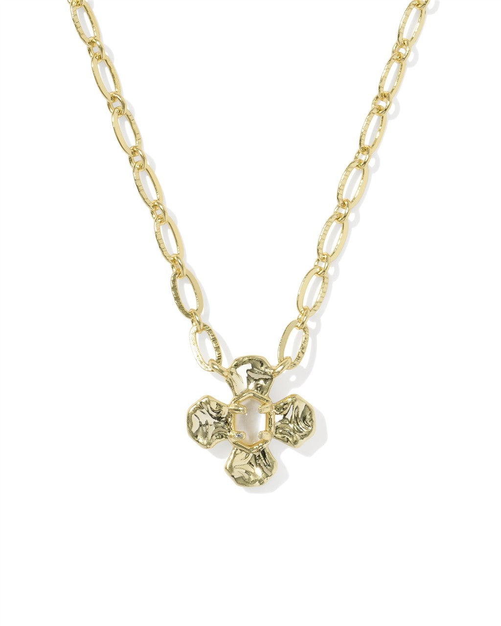 Leanne Short Pendant Necklace
