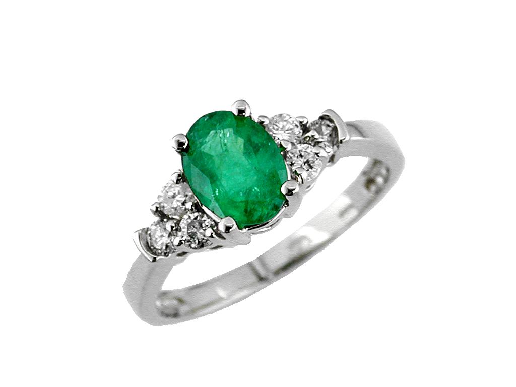 Emerald & Diamond Ring