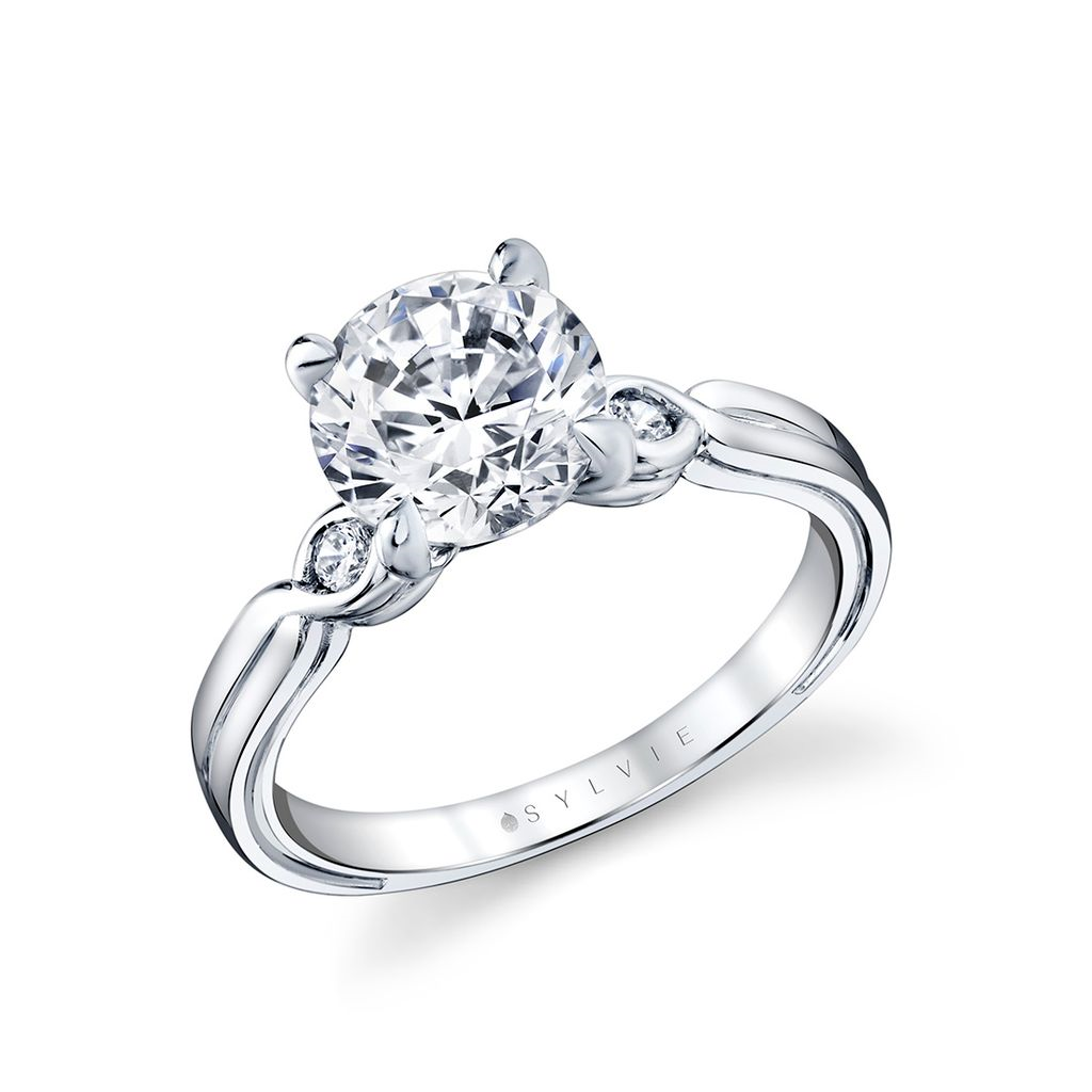 Round Engagement Ring