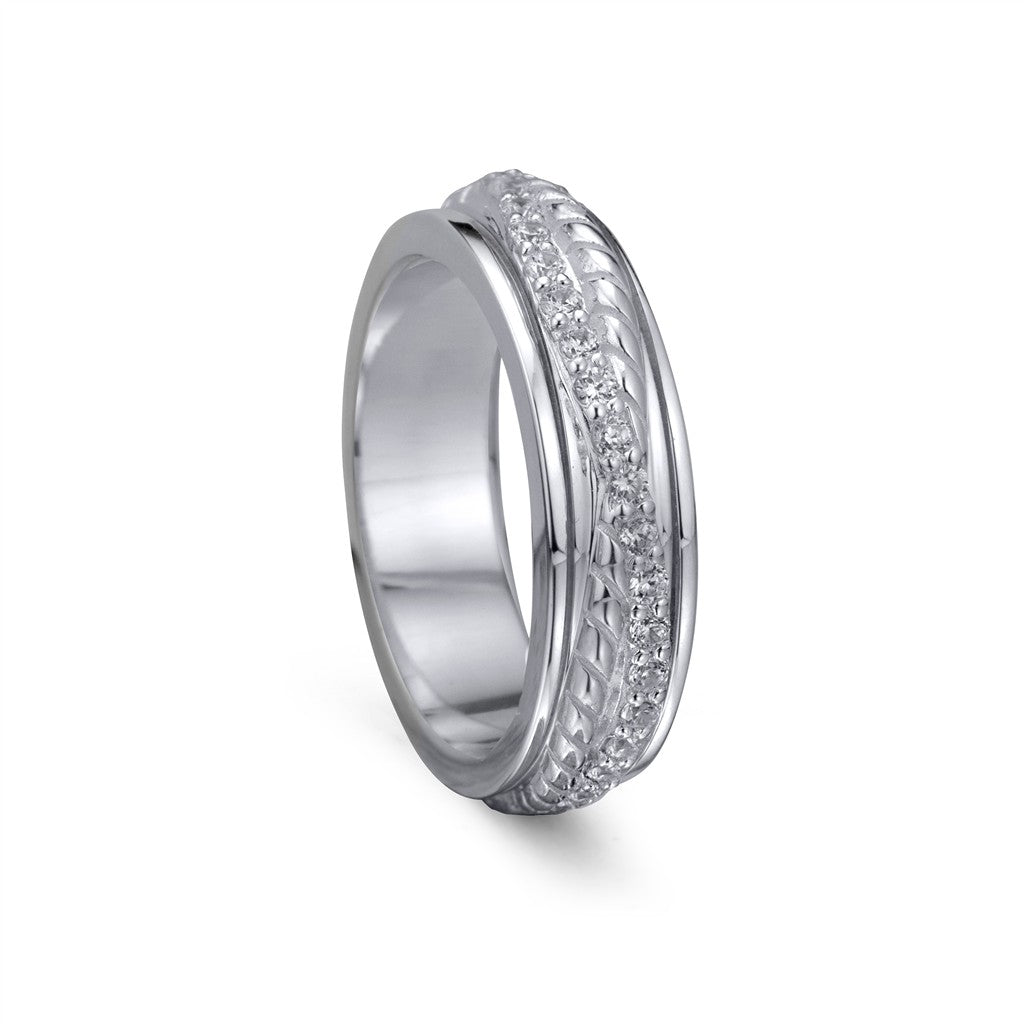 Feel Ring Size 9